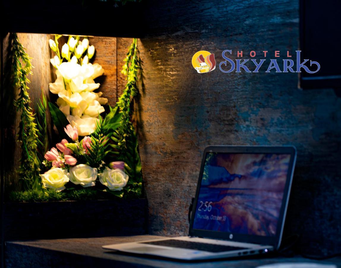 Hotel Skyark Канякумари Екстериор снимка