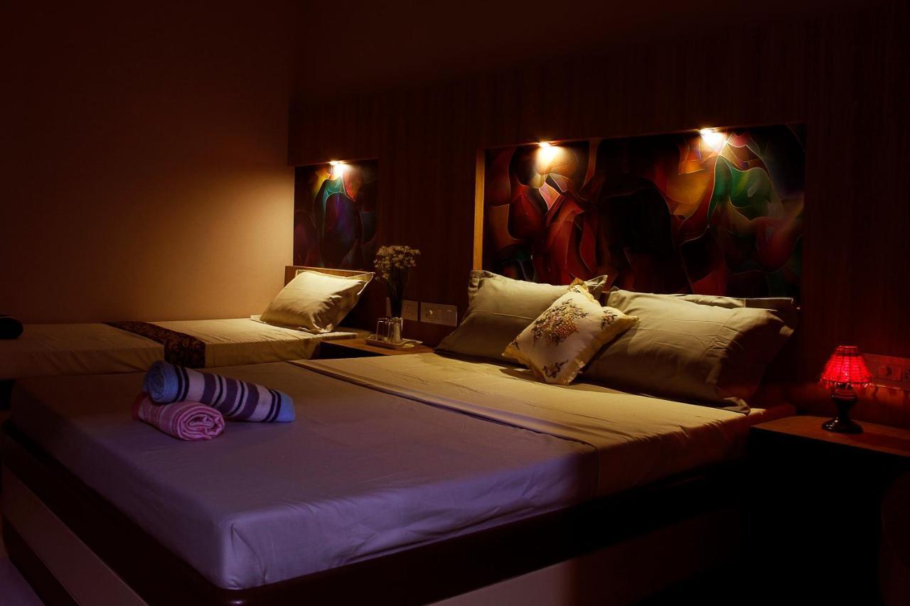 Hotel Skyark Канякумари Екстериор снимка